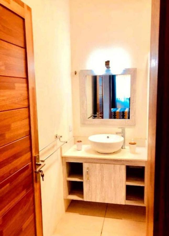 Luxury 2 Bedroom Apartment With Pool - Close To Flic-En-Flac Beach מראה חיצוני תמונה